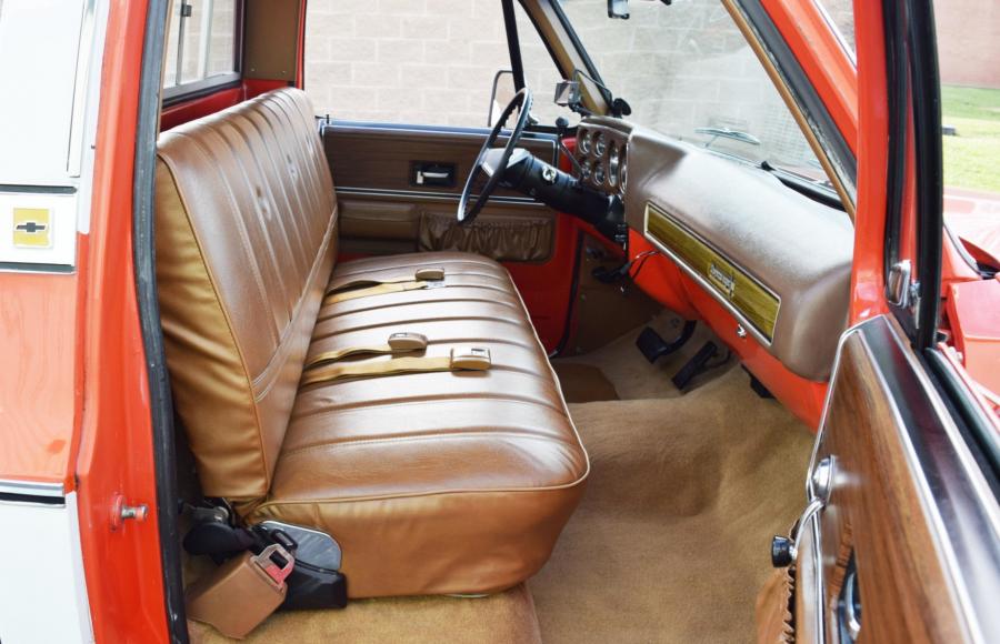 Интерьер Chevrolet C10 Cheyenne Super 1974 года  (фото 223 из 365)